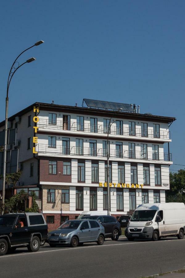 Sovskiye Prudy Hotel Kyjev Exteriér fotografie