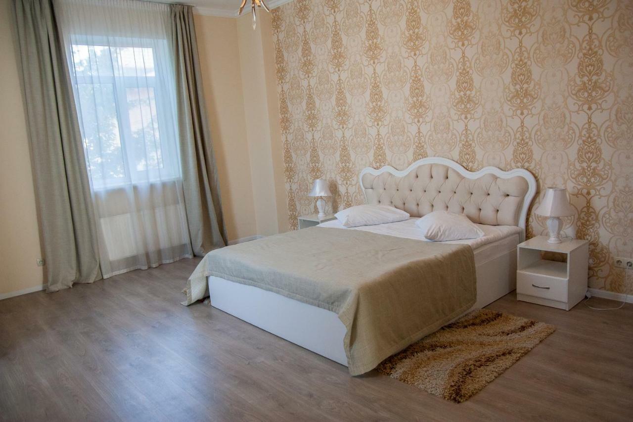 Sovskiye Prudy Hotel Kyjev Exteriér fotografie